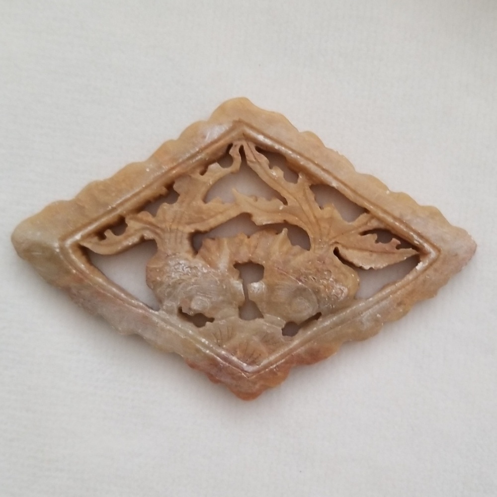 Kissing Koi Fish Hand Carved Soapstone Pendant - Picture 8 of 8